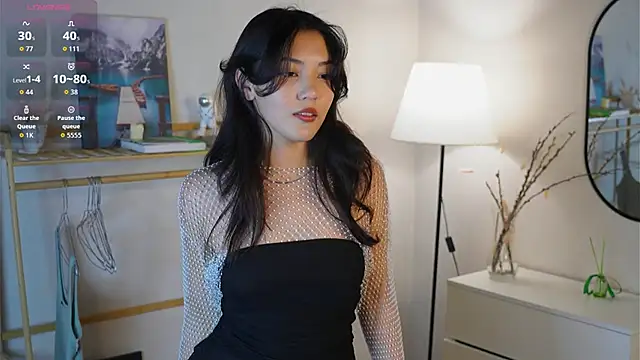 MoiraEger online show from 4, 11, 2025