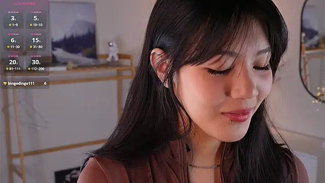 MoiraEger online show from 20, 11, 2025