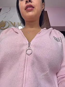 CrisMarulanda online show from 11, 2, 2026