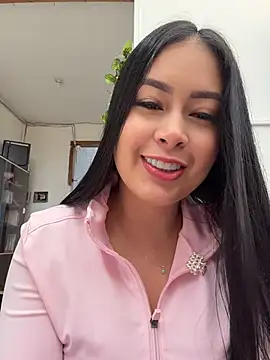 CrisMarulanda online show from 30, 5, 2026