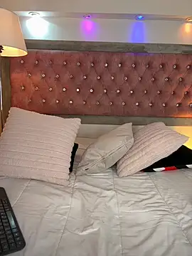 MylaDreams online show from 10, 7, 2026