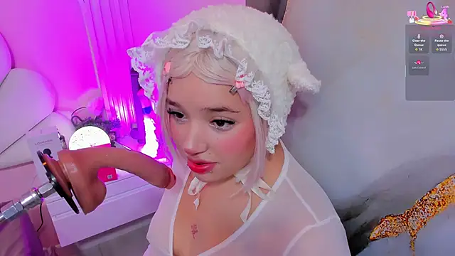 hinata dolly online show from 1, 11, 2025