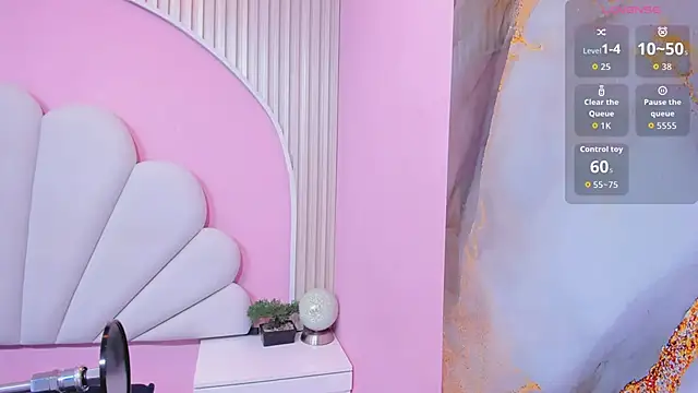 hinata dolly online show from 28, 2, 2026