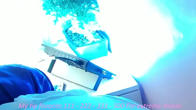 hinata dolly online show from 10, 10, 2025