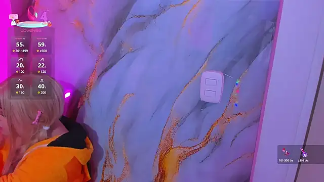 hinata dolly online show from 21, 4, 2026