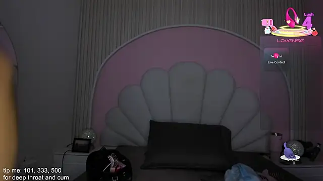 hinata dolly online show from 3, 12, 2025