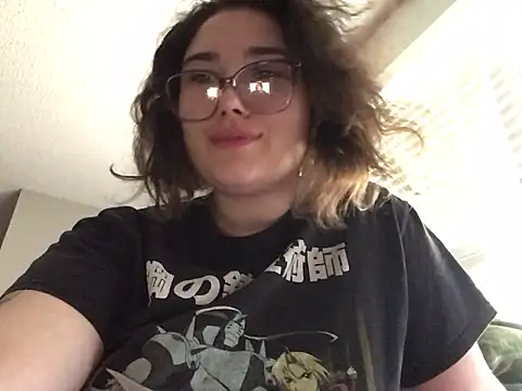 paigeycakes online show from 10, 9, 2025