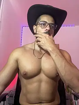 Snapshot of magnumchris chatting on 23, 5, 2026 magnumchris online show from 23, 5, 2026