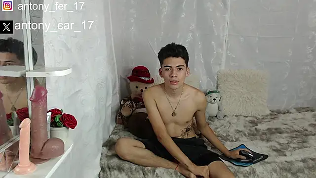 Snapshot of Rimuru17 chatting on 6, 11, 2025 Rimuru17 online show from 6, 11, 2025