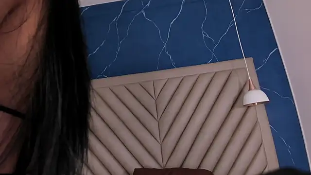 Ibbie drastic online show from 8, 11, 2025