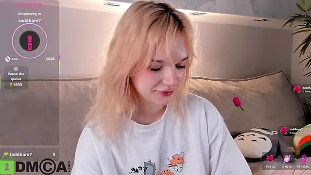 Molly Platt online show from 18, 3, 2026