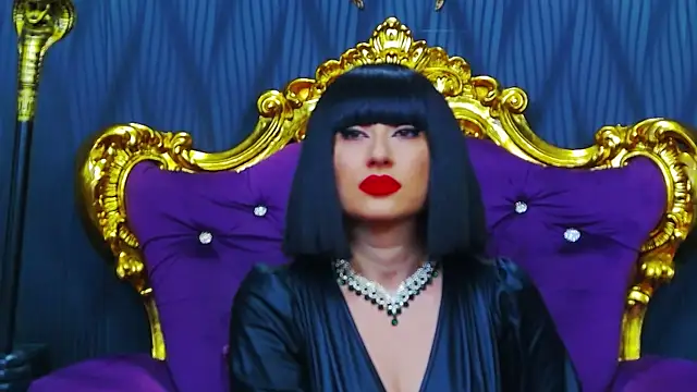 LaraMaeve online show from 18, 10, 2025