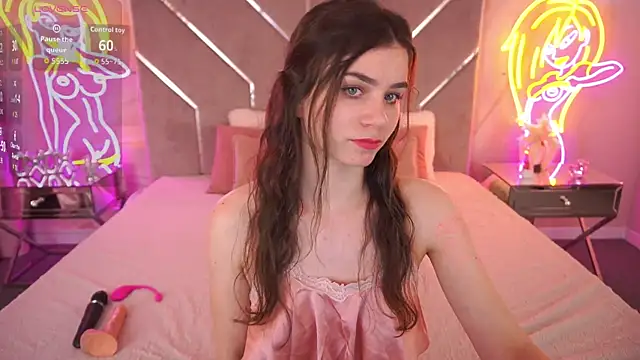 Snapshot of HeavenElle chatting on 3, 7, 2026 HeavenElle online show from 3, 7, 2026
