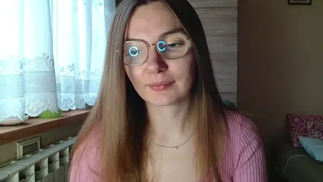 LooveELLYx online show from 15, 12, 2025