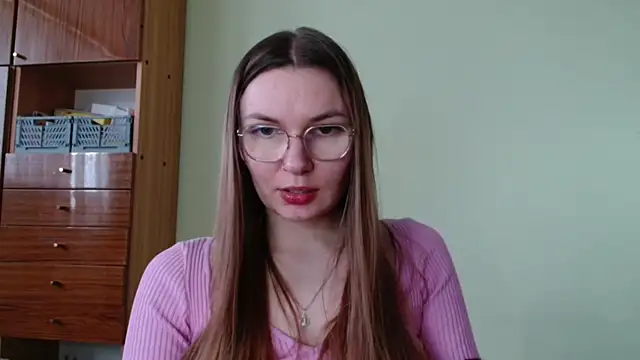 LooveELLYx online show from 3, 2, 2026