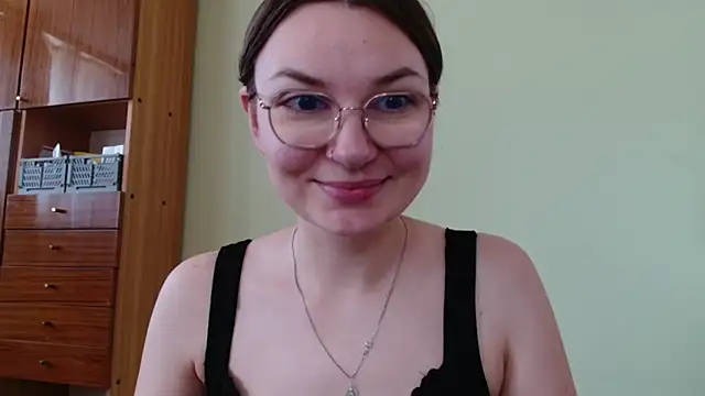 LooveELLYx online show from 14, 7, 2026