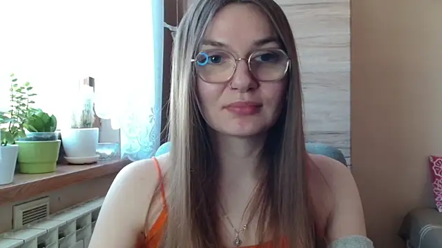 LooveELLYx online show from 9, 3, 2026