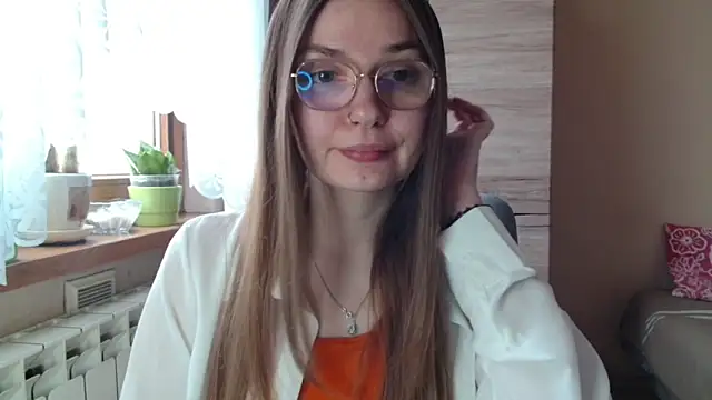 LooveELLYx online show from 3, 4, 2026