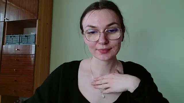 LooveELLYx online show from 26, 2, 2025