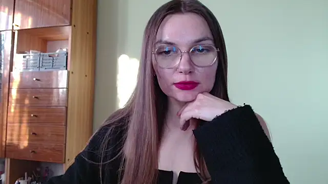 LooveELLYx online show from 10, 2, 2025