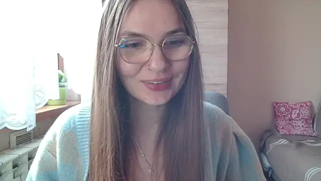 LooveELLYx online show from 11, 4, 2026