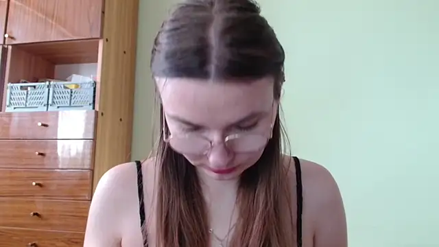 LooveELLYx online show from 19, 3, 2026