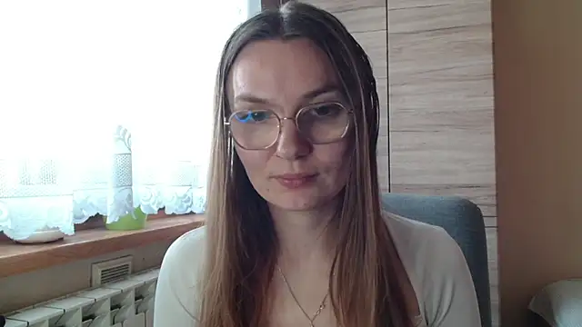 LooveELLYx online show from 13, 11, 2025