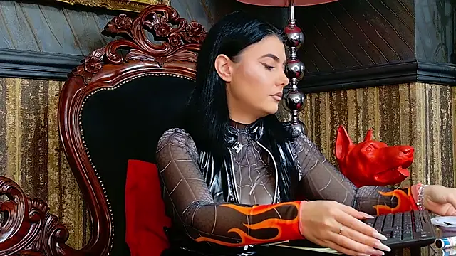 MistressEly online show from 31, 10, 2025