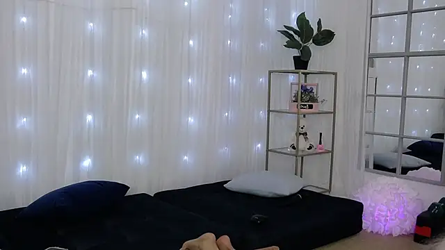 SarahRaynex online show from 3, 2, 2026