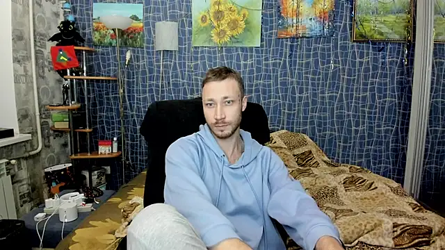 CuteBoy228 online show from 4, 2, 2026