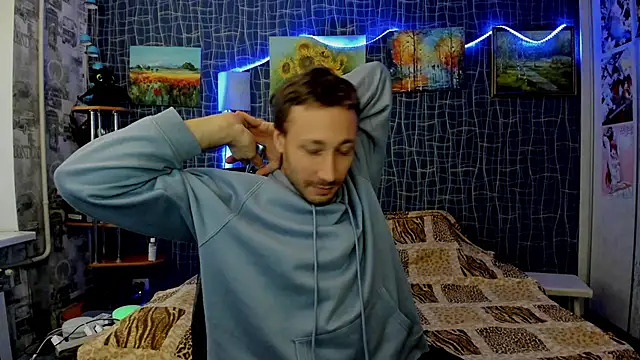 CuteBoy228 online show from 18, 12, 2025