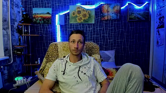 CuteBoy228 online show from 28, 11, 2025