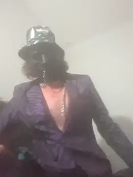 straightozgoesdwn online show from 15, 11, 2025