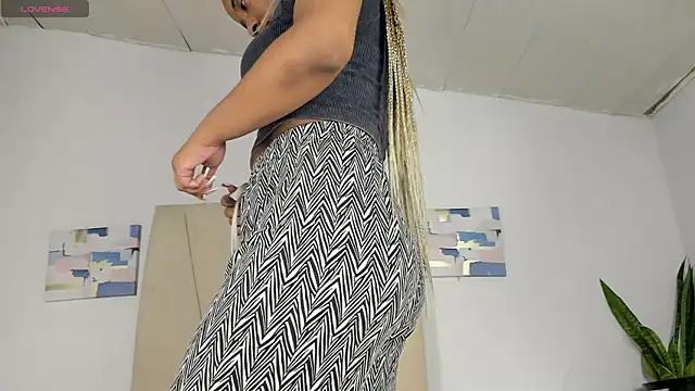 Sophia Ebony online show from 15, 6, 2026