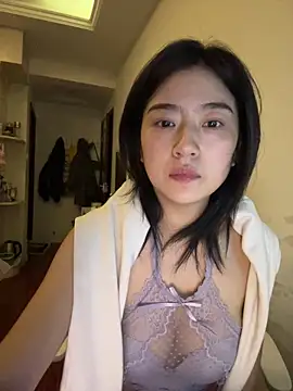 Olivia-l online show from 1, 12, 2025