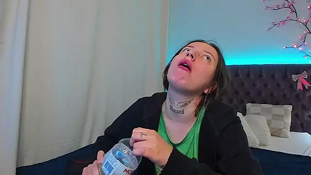 LilaVame online show from 9, 10, 2025