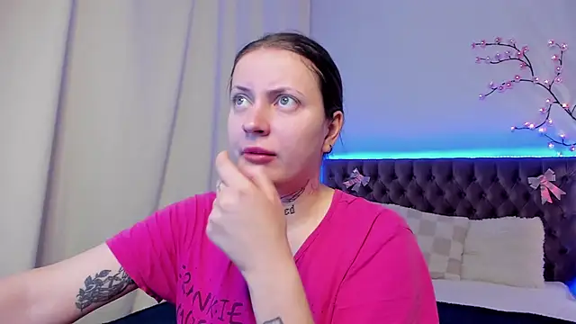 LilaVame online show from 7, 11, 2025