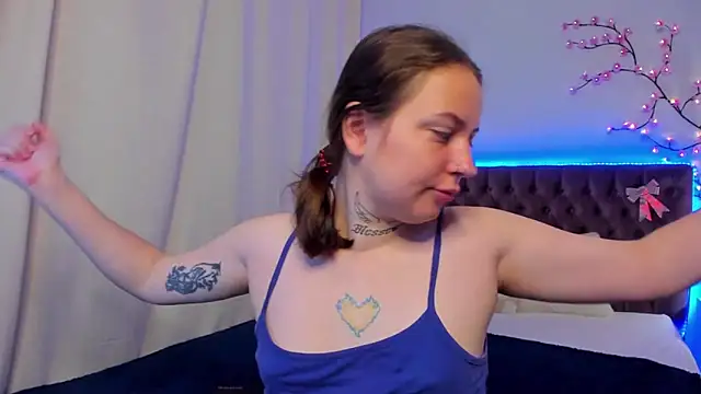 LilaVame online show from 16, 10, 2025