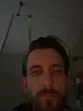Snapshot of Big8inchUncutCock chatting on 18, 5, 2026 Big8inchUncutCock online show from 18, 5, 2026
