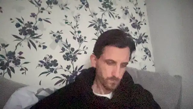 Snapshot of Big8inchUncutCock chatting on 28, 4, 2026 Big8inchUncutCock online show from 28, 4, 2026