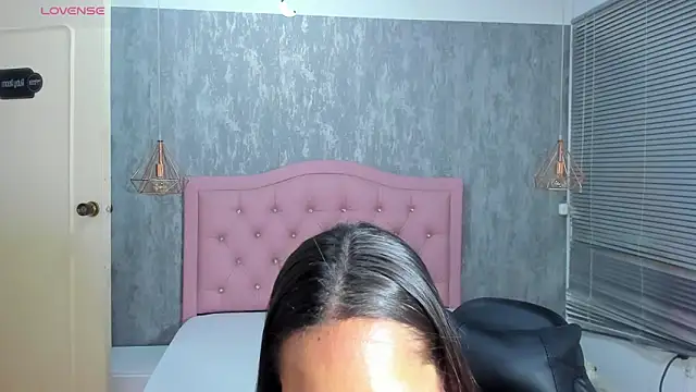 lissa jhonsoon online show from 2, 4, 2026