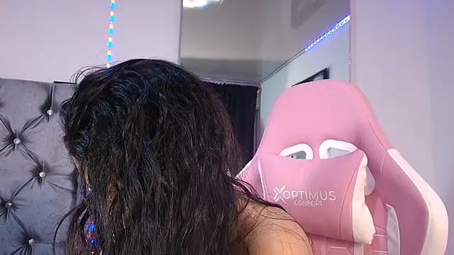 GraceWallace  online show from 11, 2, 2026