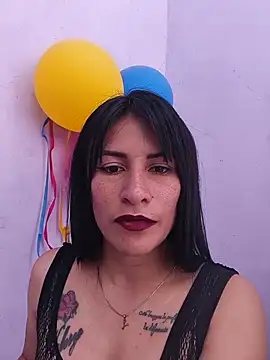 Snapshot of karinnahotdirty chatting on 26, 6, 2026 karinnahotdirty online show from 26, 6, 2026