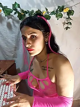 karinnahotdirty online show from 28, 3, 2026