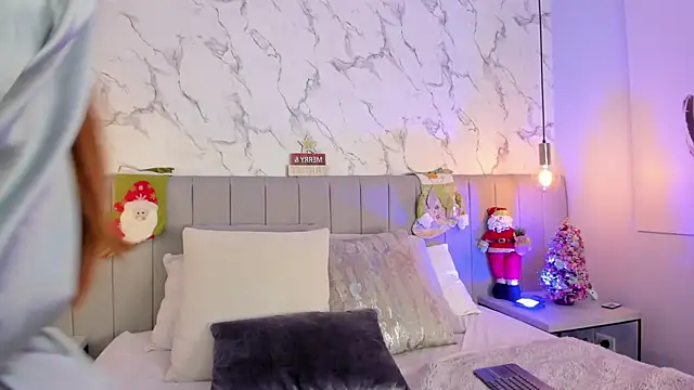 Karlla Brown online show from 15, 12, 2025