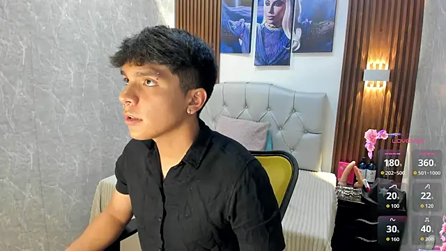 Thiago Kozak online show from 18, 12, 2025