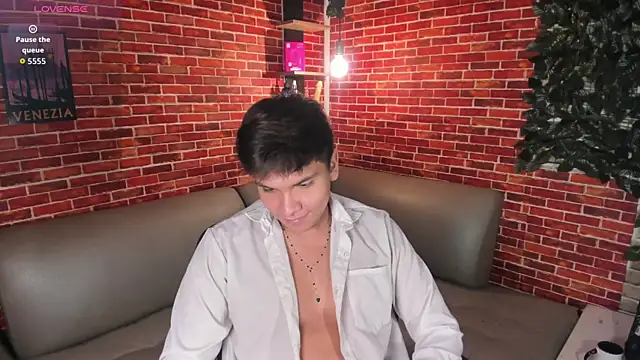 Snapshot of Thiago_Kozak chatting on 29, 5, 2026 Thiago Kozak online show from 29, 5, 2026