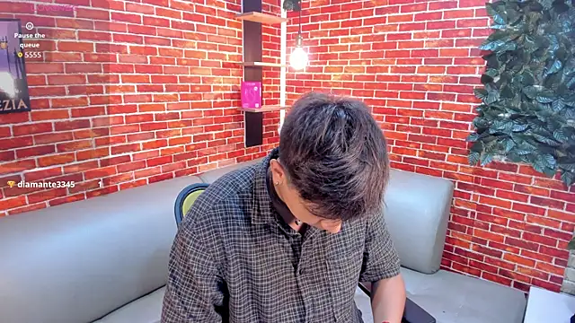 Snapshot of Thiago_Kozak chatting on 11, 5, 2026 Thiago Kozak online show from 11, 5, 2026