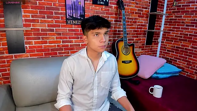 Thiago Kozak online show from 16, 6, 2026