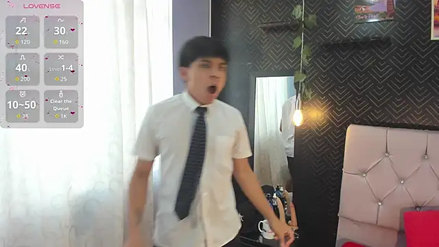 Thiago Kozak online show from 8, 11, 2025